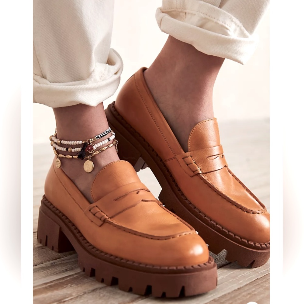 Free People Lyra Lug Sole Loafer Brown-Size:38EU/8US-in saffron color